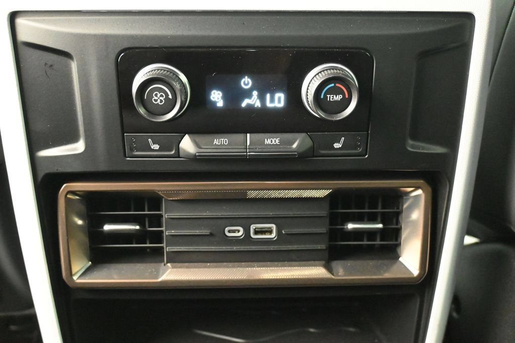 Used 2025 GMC Hummer EV 3X AWD/4WD image 22