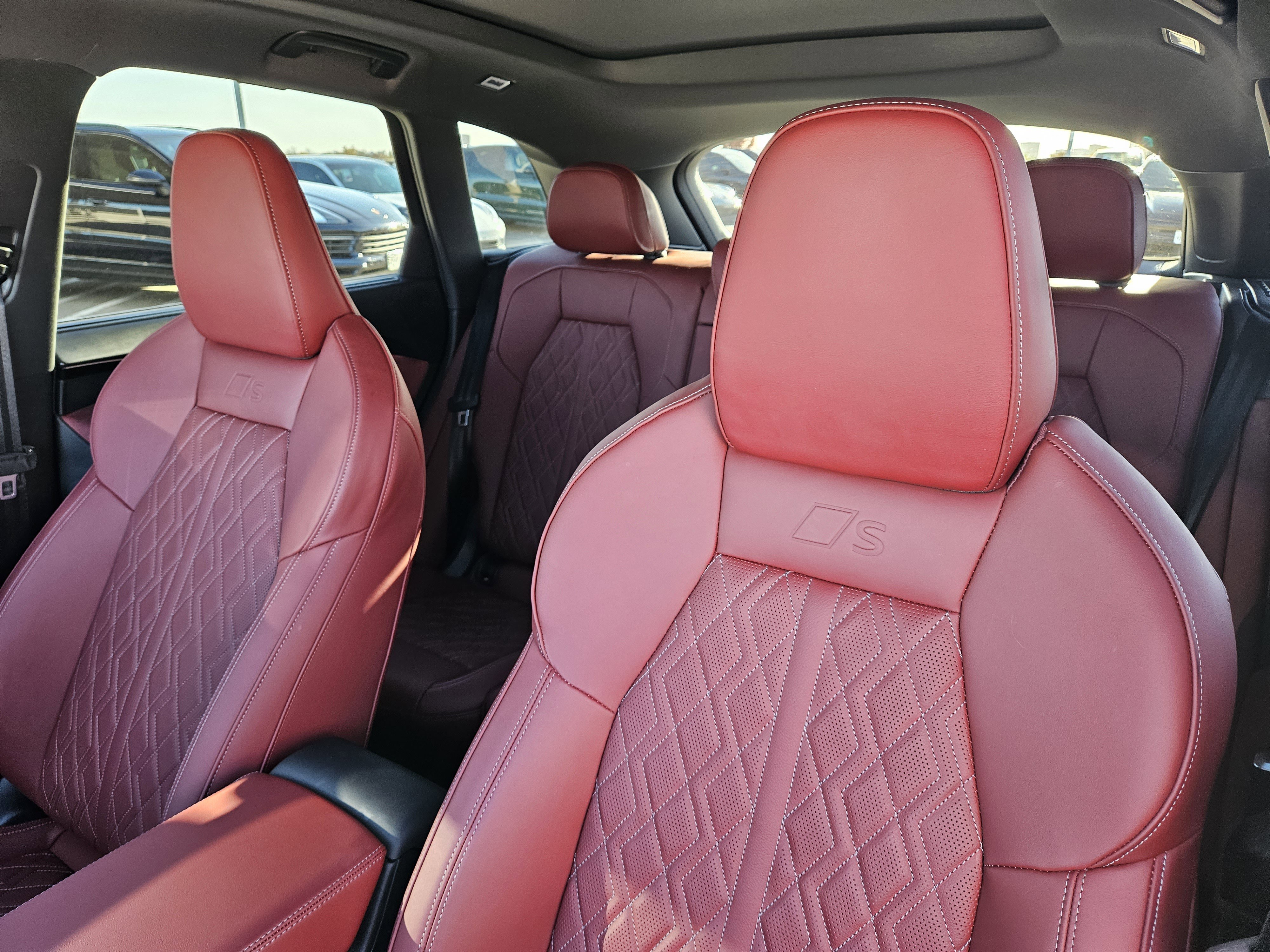 Used 2025 Audi SQ5 Prestige image 6