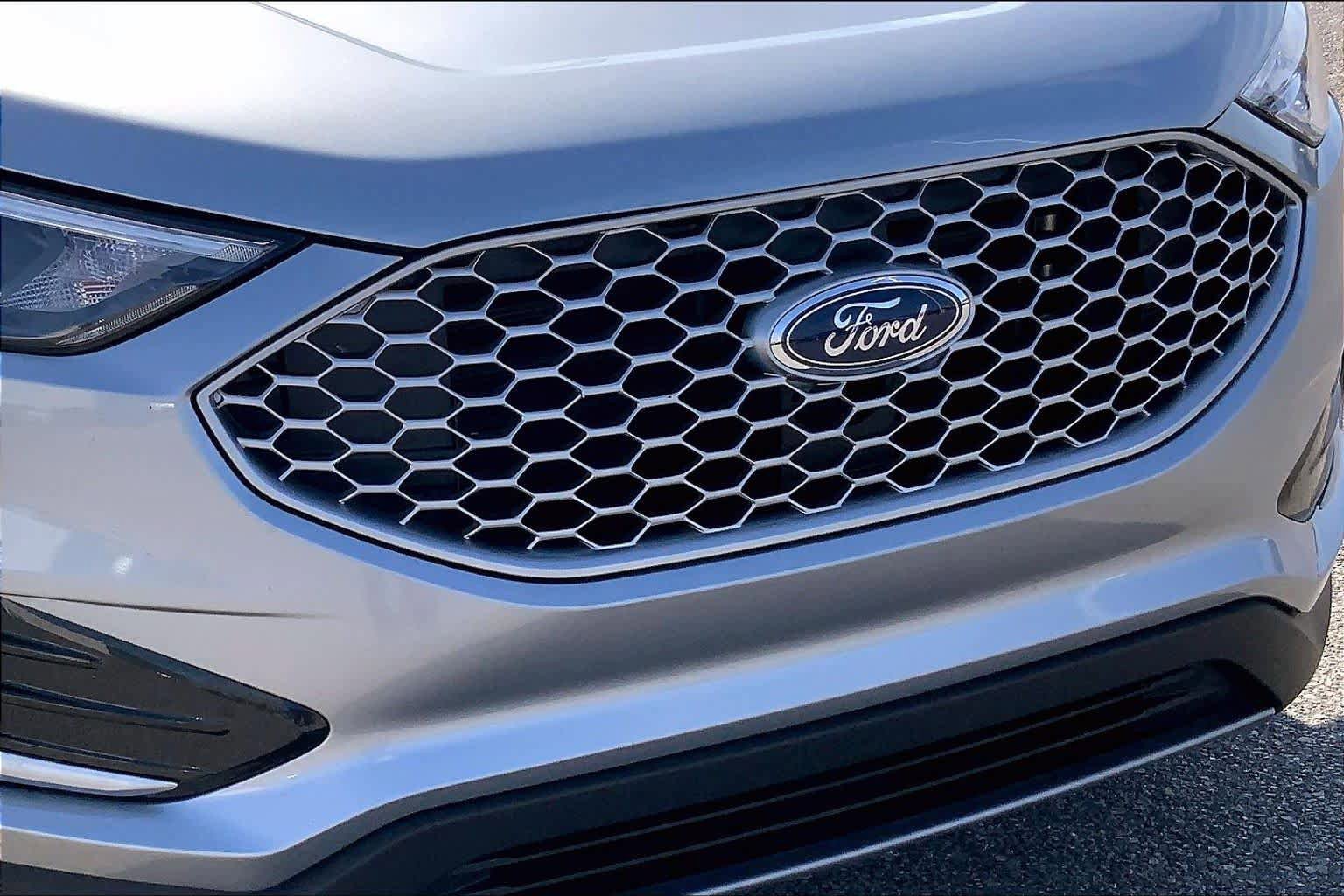 Certified 2024 Ford Edge SEL AWD/4WD image 29