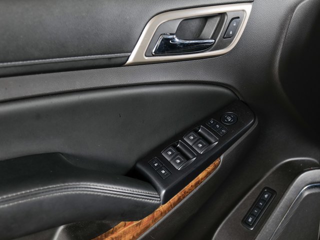 Used 2015 GMC Yukon Denali w/ Open Road Package AWD/4WD image 29