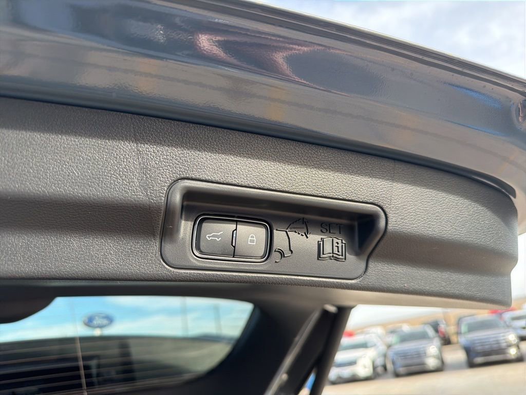 New 2026 Ford Explorer ST-Line image 22