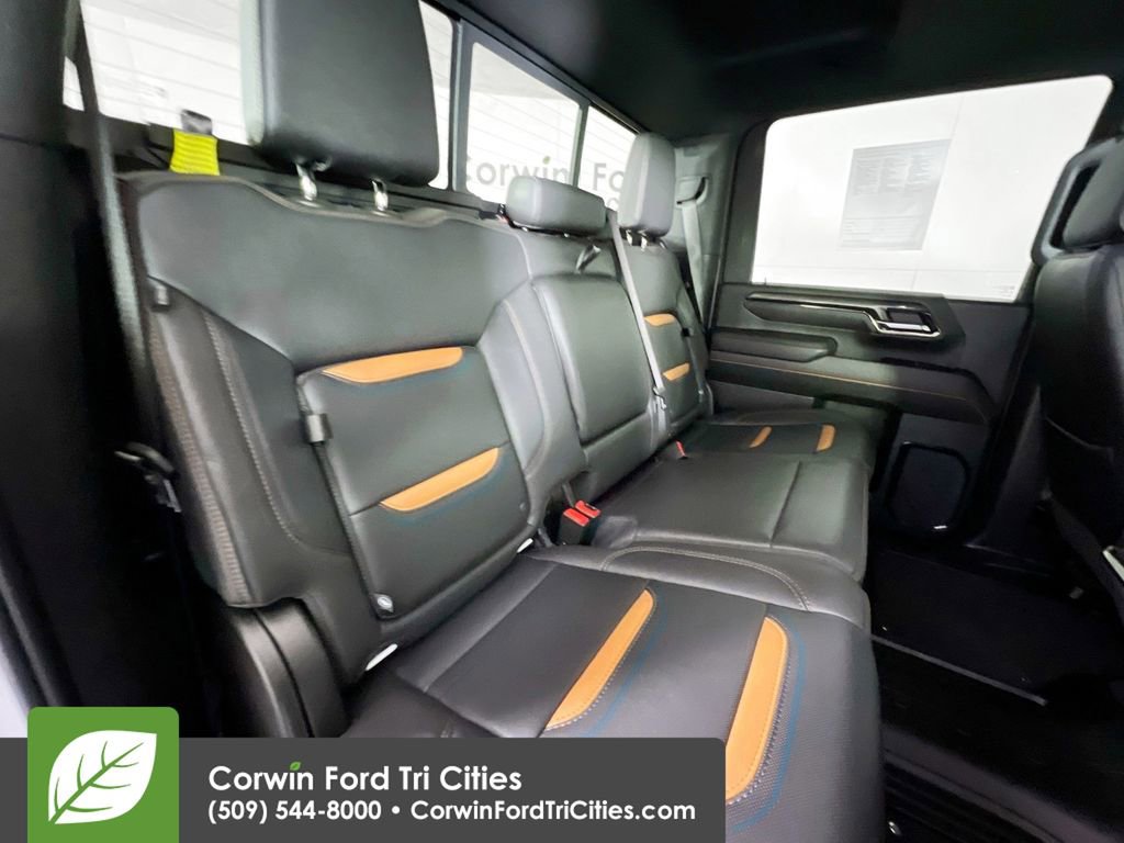 Used 2025 GMC Sierra 3500 AT4 w/ AT4 Premium Plus Package image 15