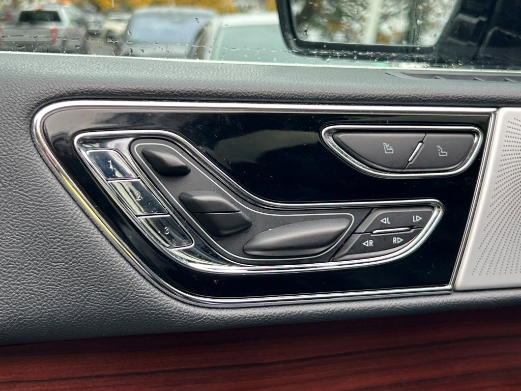 Certified 2023 Lincoln Navigator Reserve image 29
