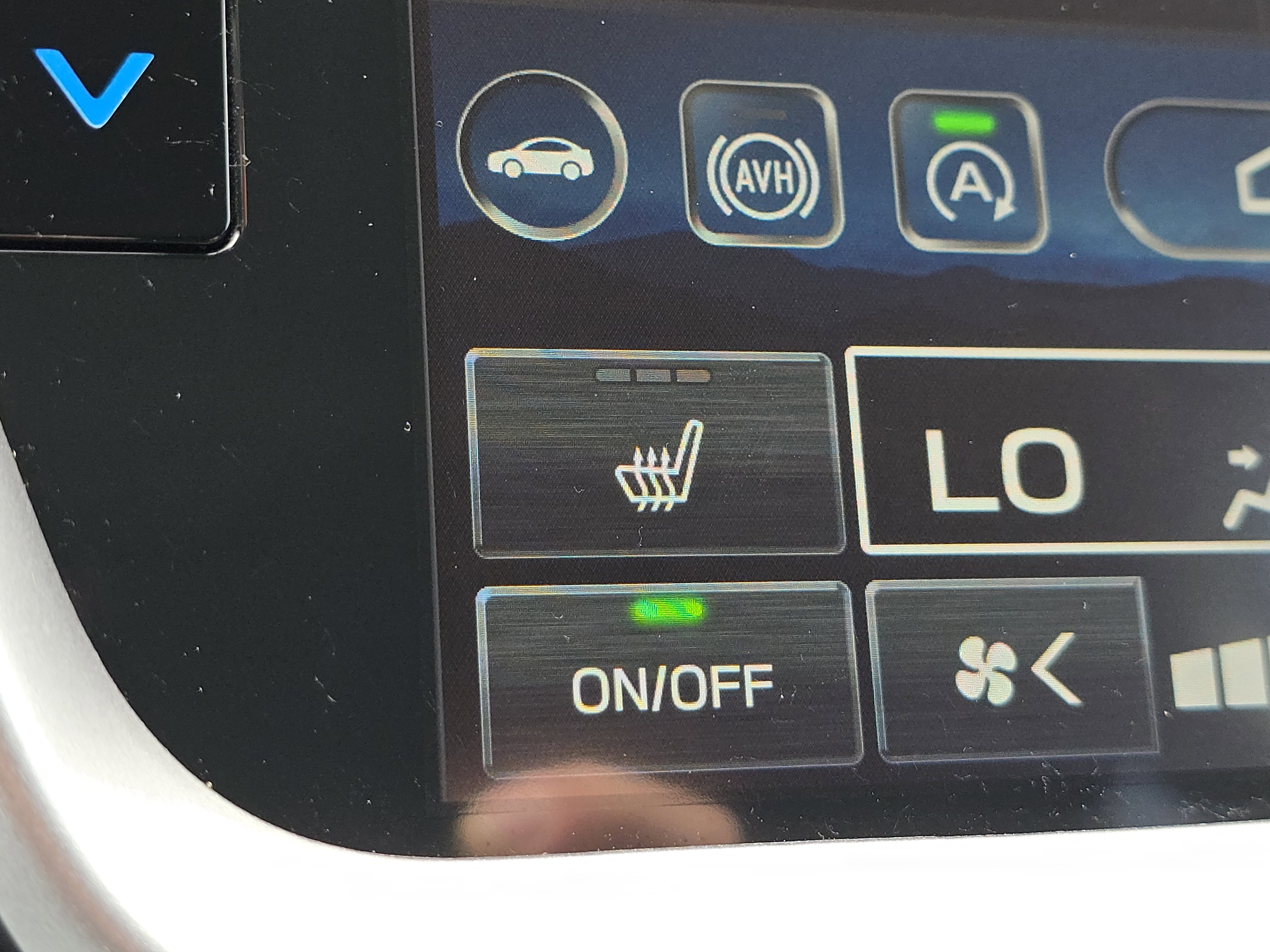 Certified 2025 Subaru Outback Premium w/ Popular Package #1 image 9