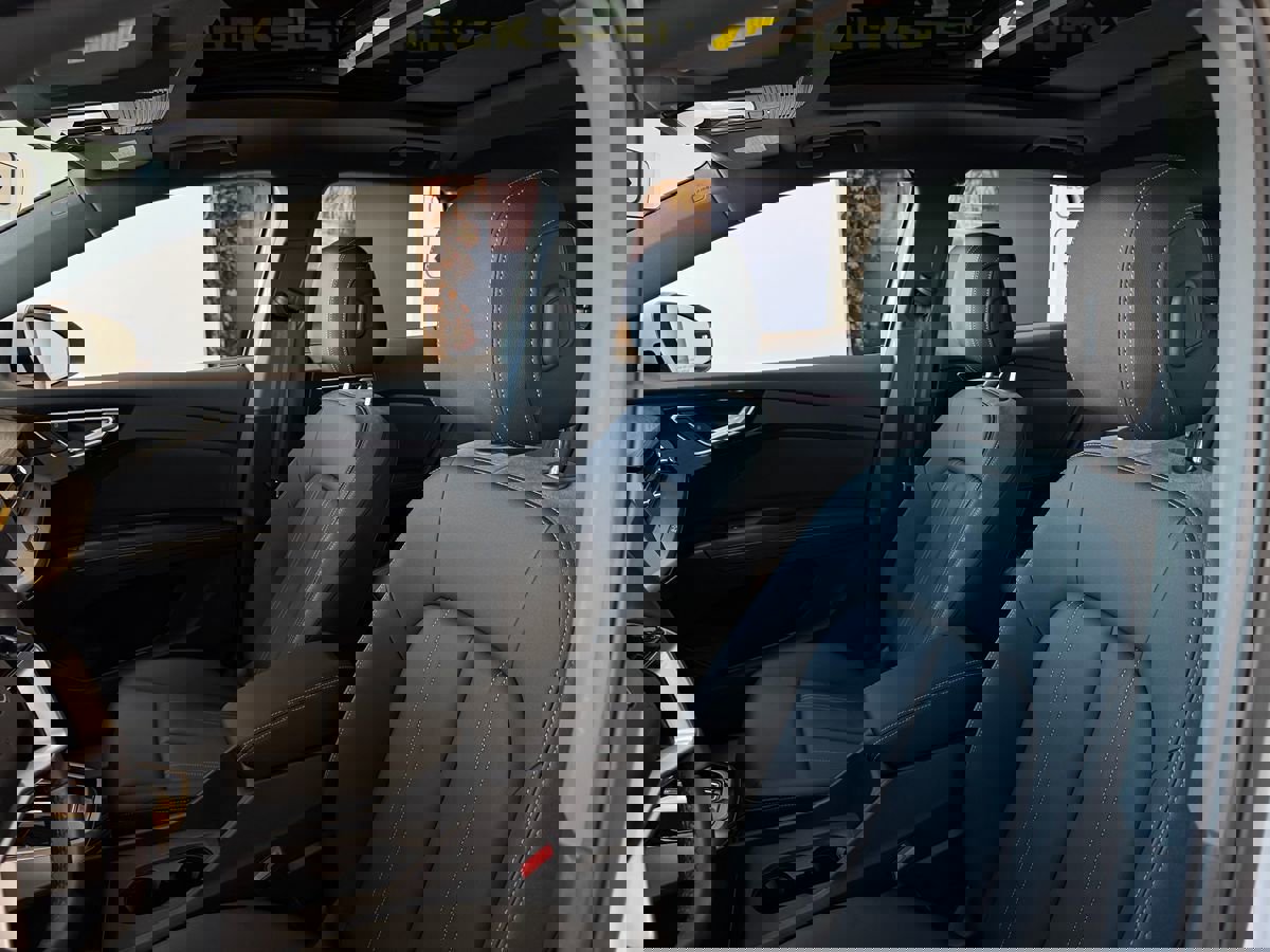 Used 2024 Audi Q4 e-tron Premium Plus w/ Premium Plus image 13