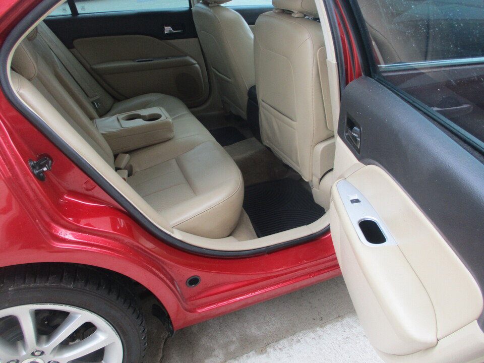 Used 2010 Mercury Milan Premier AWD/4WD image 23