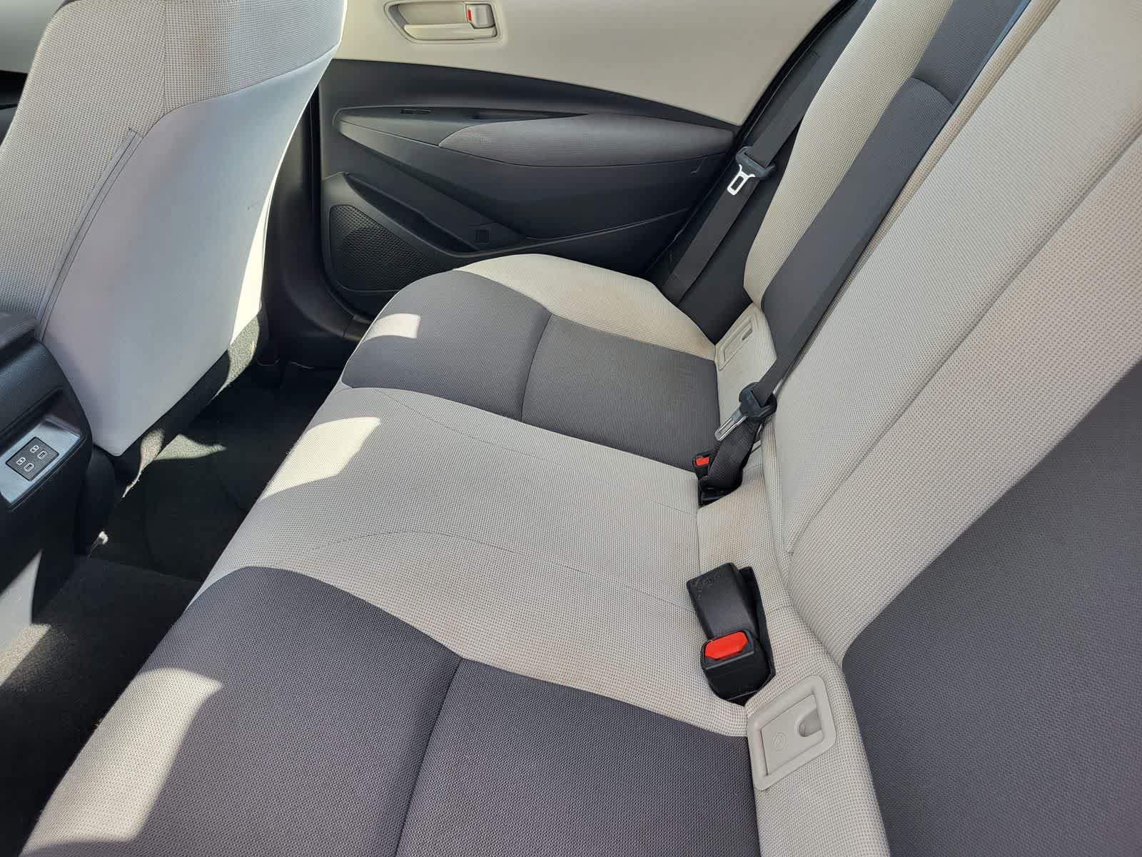 Used 2024 Toyota Corolla LE FWD image 27