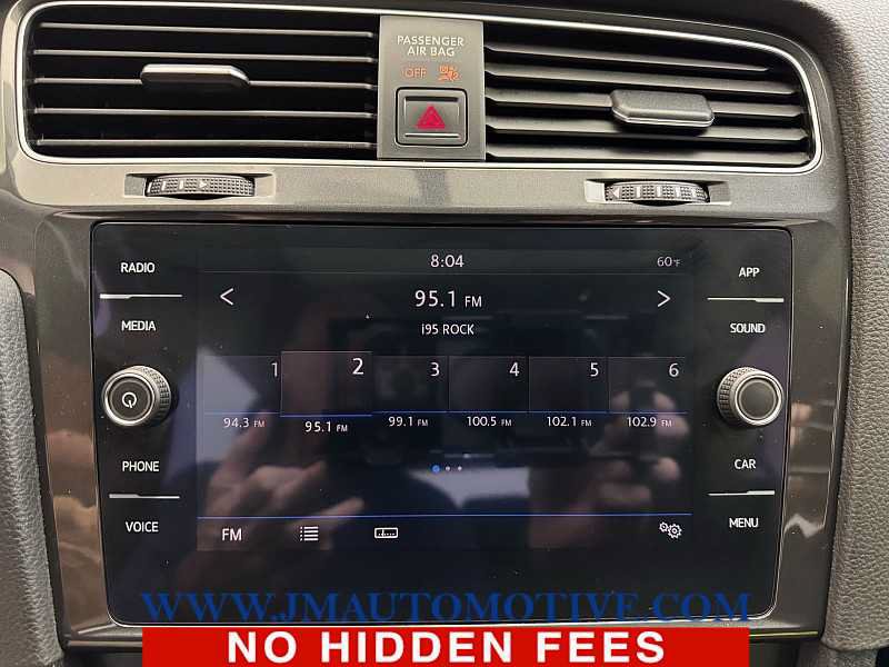 Used 2018 Volkswagen Golf SE FWD image 23
