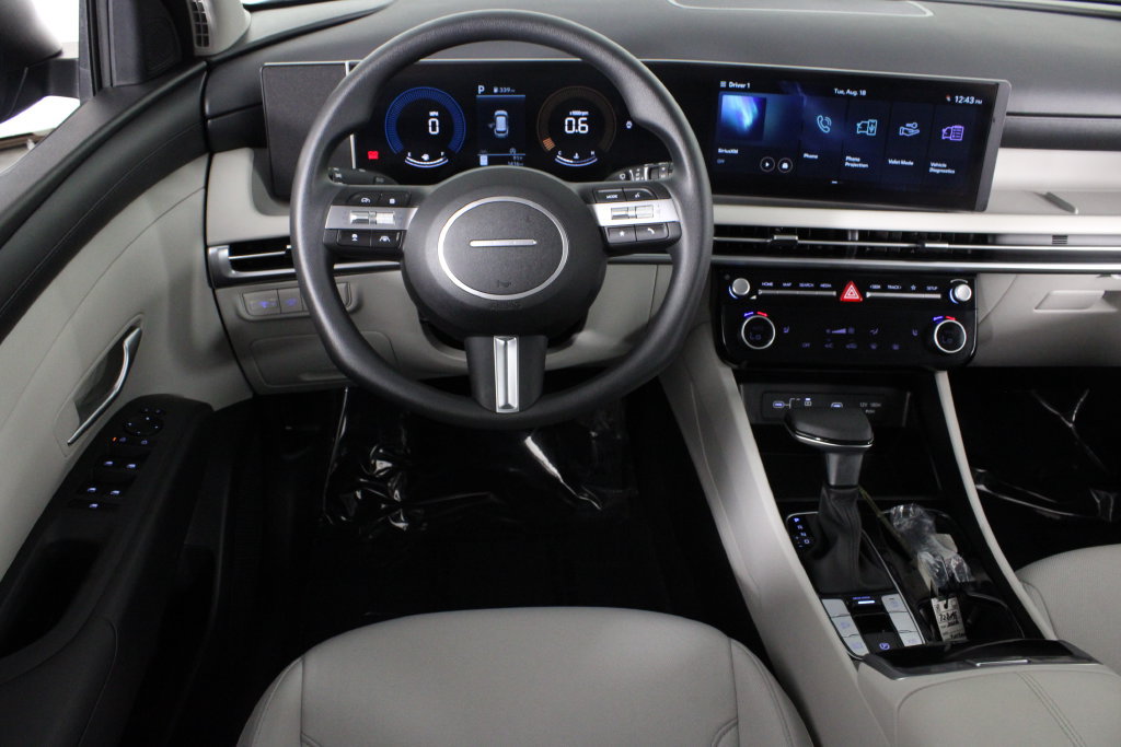Certified 2026 Hyundai Tucson SEL FWD image 8