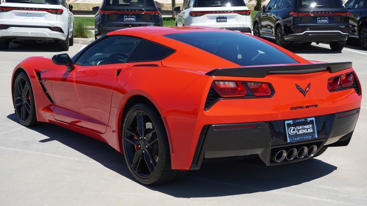 Used 2016 Chevrolet Corvette Stingray Coupe w/ 2LT Preferred Equipment Group RWD image 8
