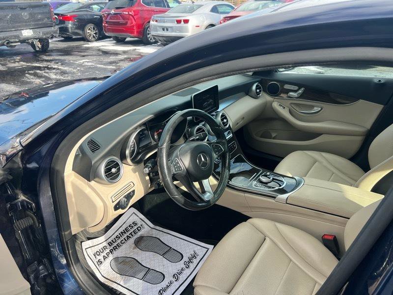 Used 2017 Mercedes-Benz C 300 4MATIC Sedan image 15
