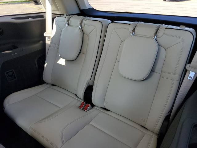 Used 2023 Lincoln Aviator Black Label w/ Dynamic Handling Package AWD/4WD image 26