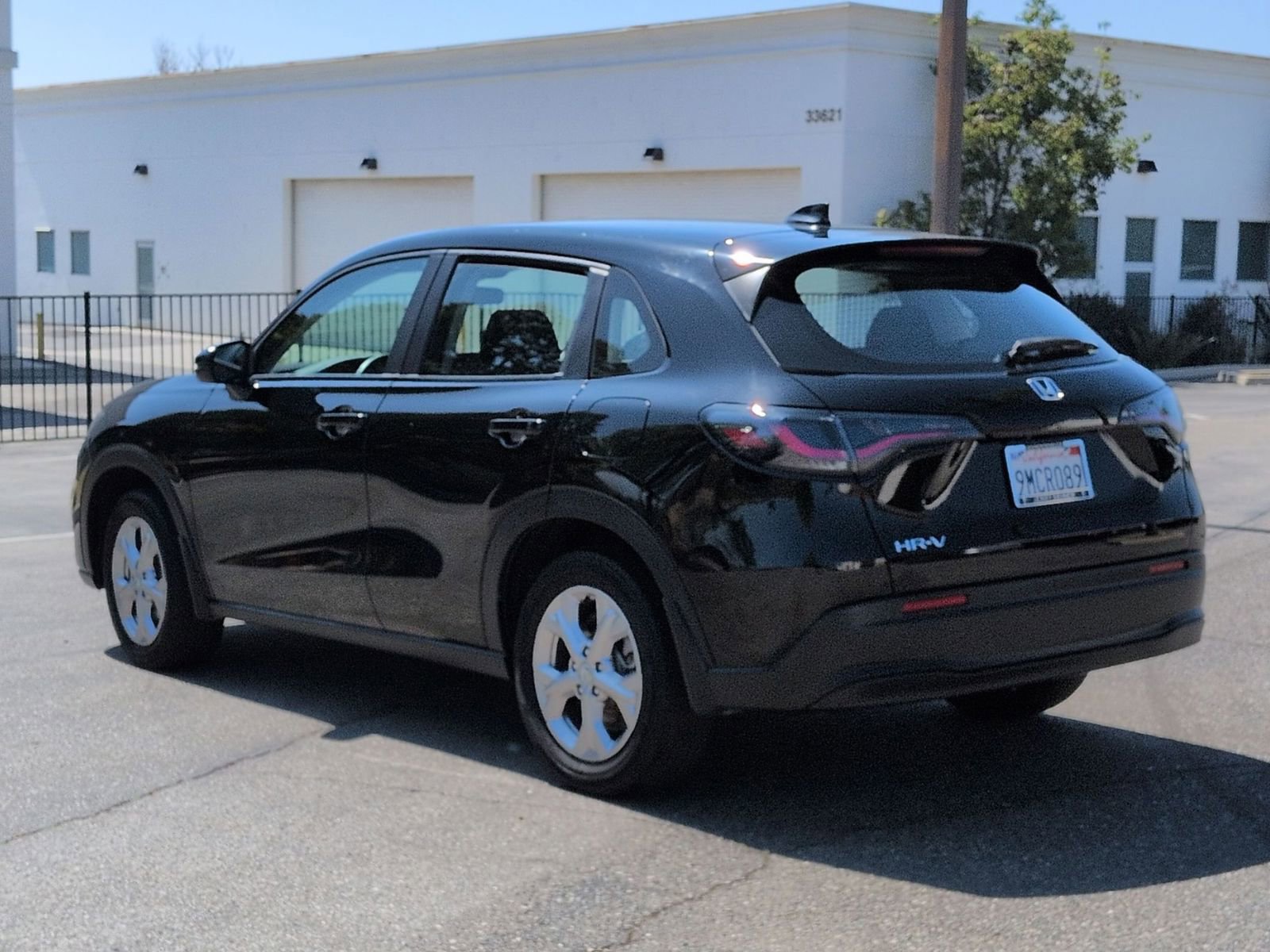 Certified 2024 Honda HR-V LX image 3
