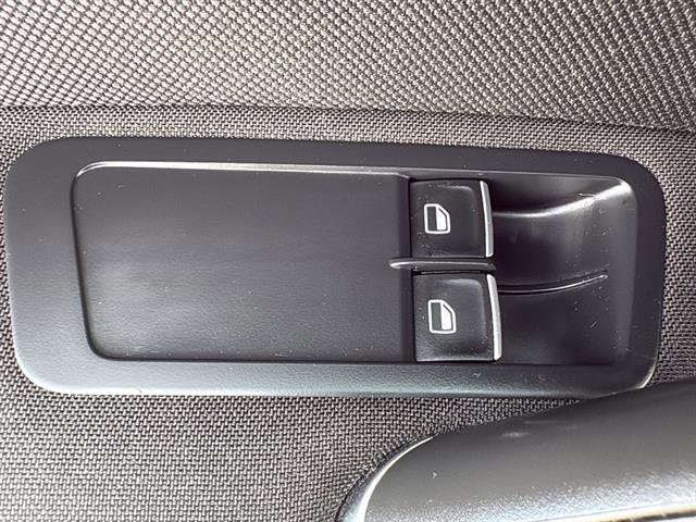 Used 2015 Volkswagen GTI S FWD image 25