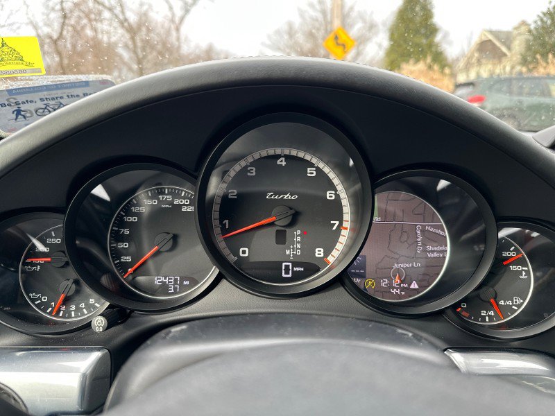 Used 2015 Porsche 911 4 Coupe image 20