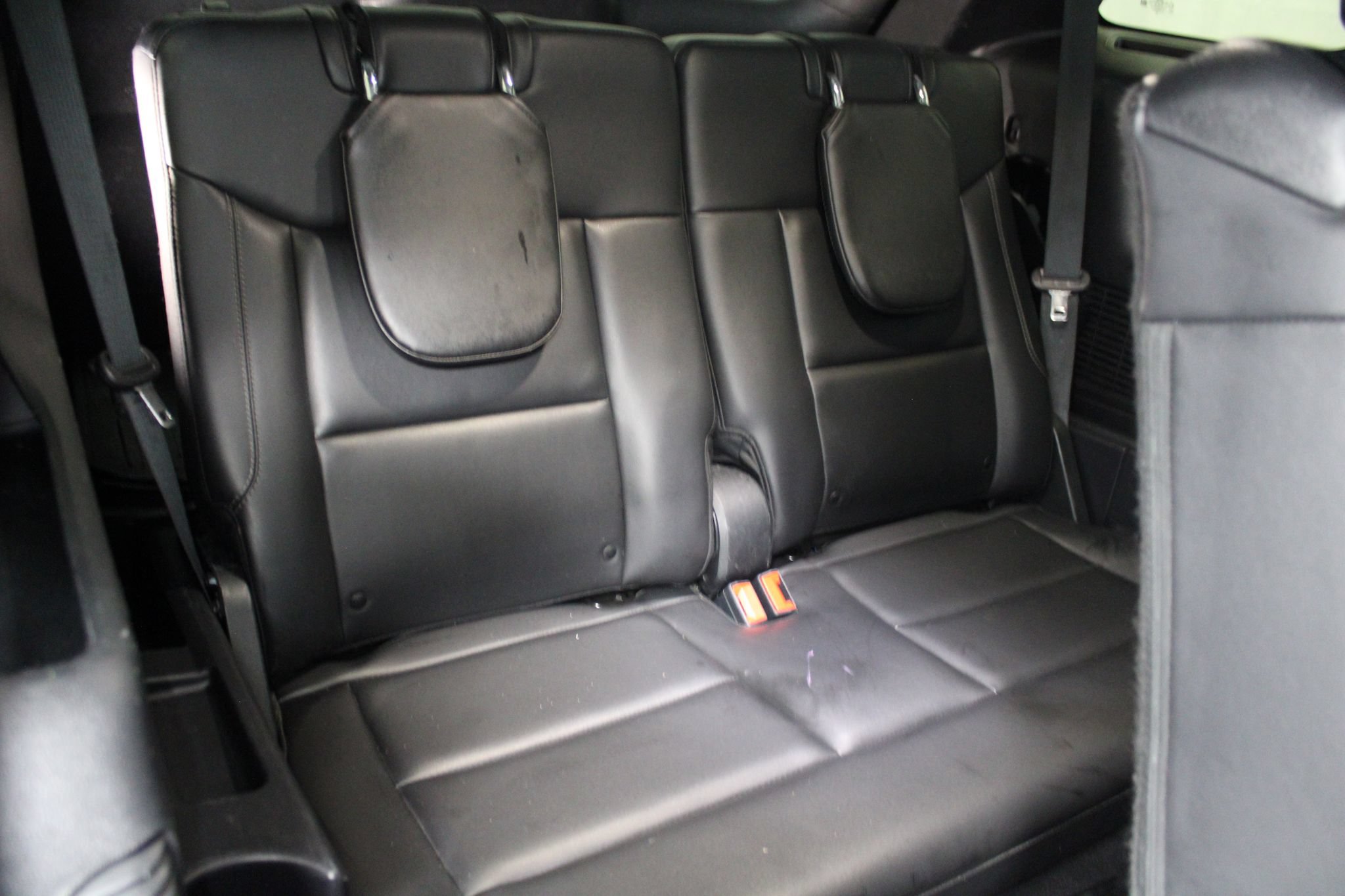 Used 2022 Ford Explorer XLT w/ Equipment Group 202A AWD/4WD image 21
