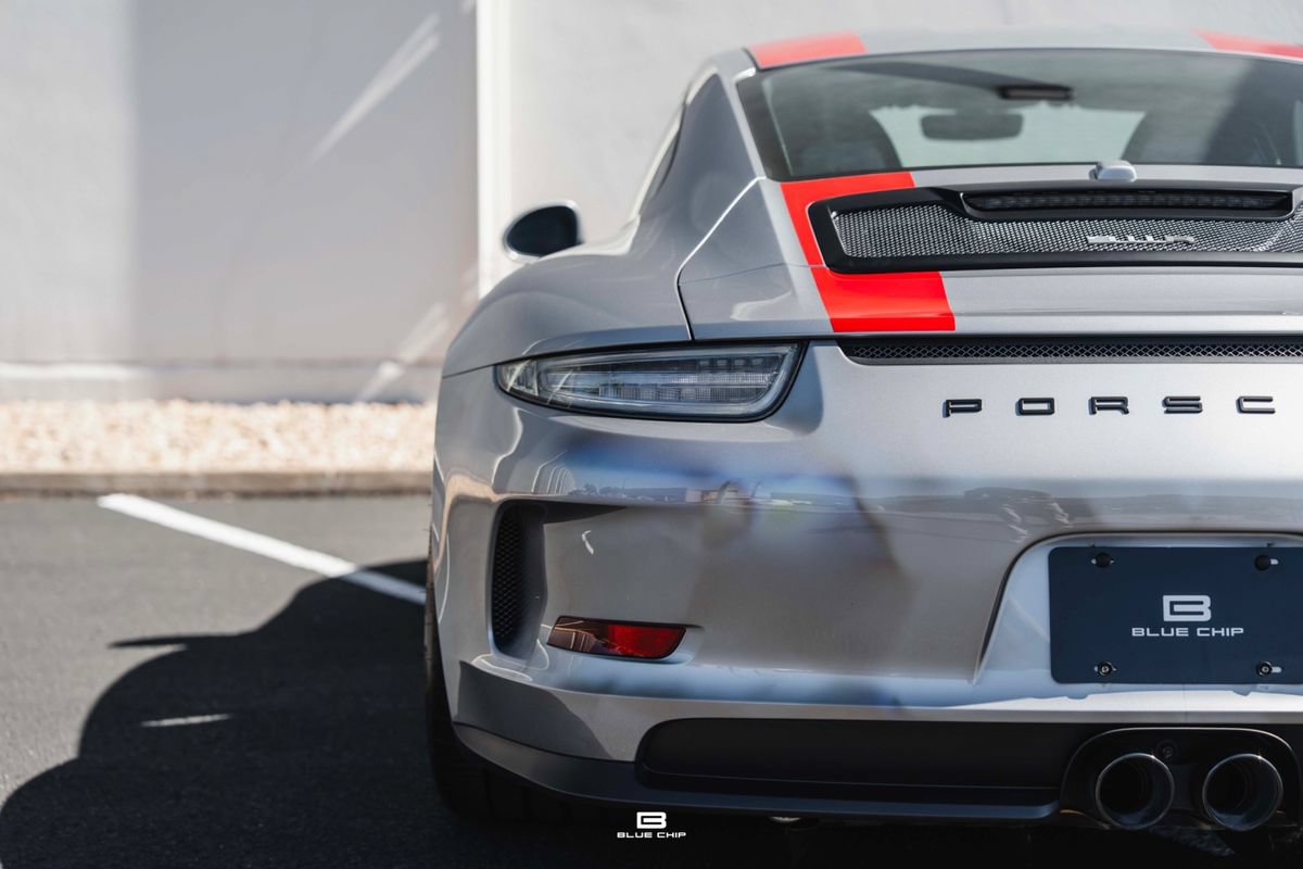 Used 2016 Porsche 911 R RWD image 26