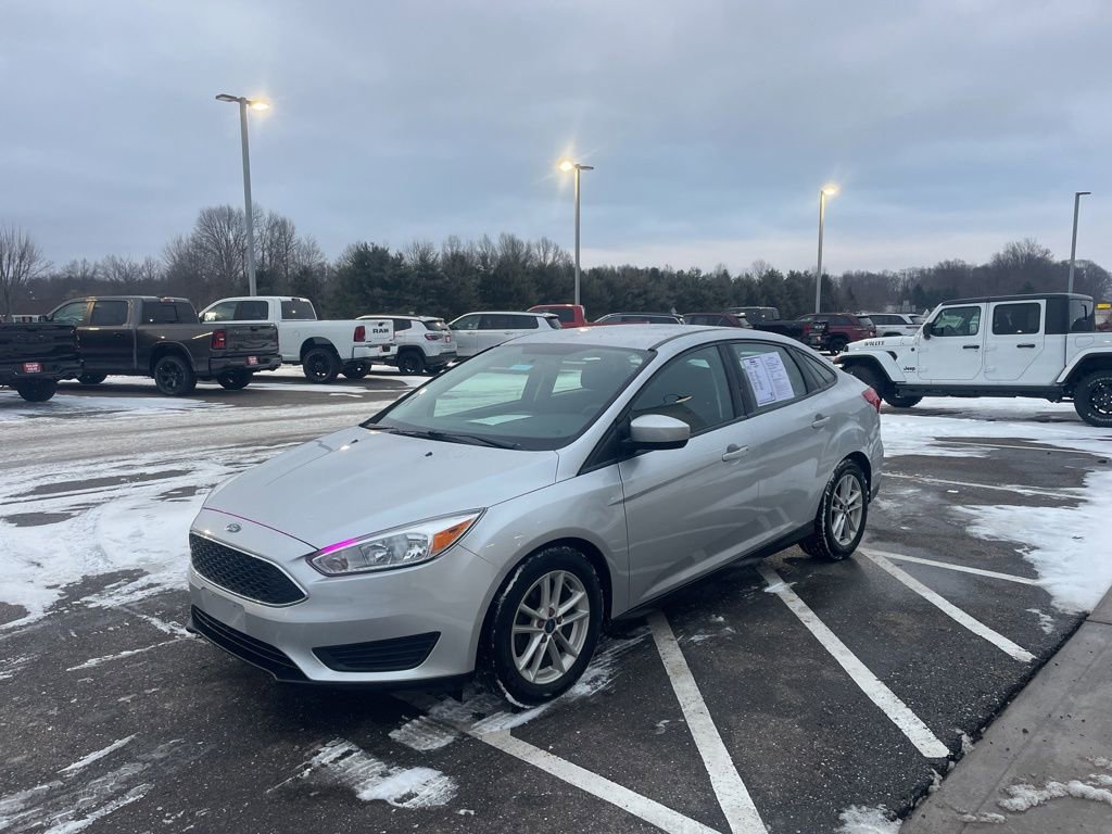 Used 2018 Ford Focus SE image 4