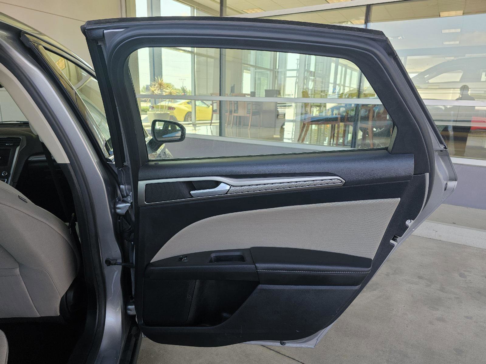 Used 2020 Ford Fusion S image 13