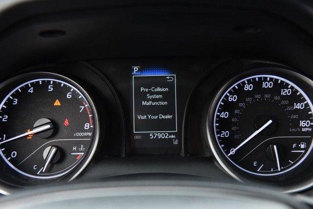 Used 2024 Toyota Camry SE image 11