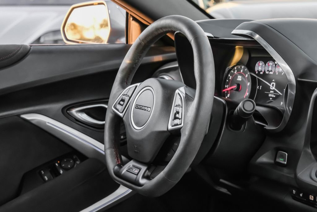 Used 2020 Chevrolet Camaro ZL1 image 11