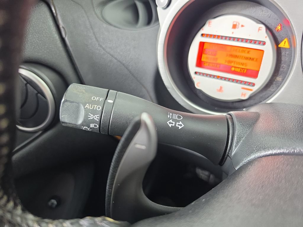 Used 2011 Nissan 370Z Touring RWD image 18
