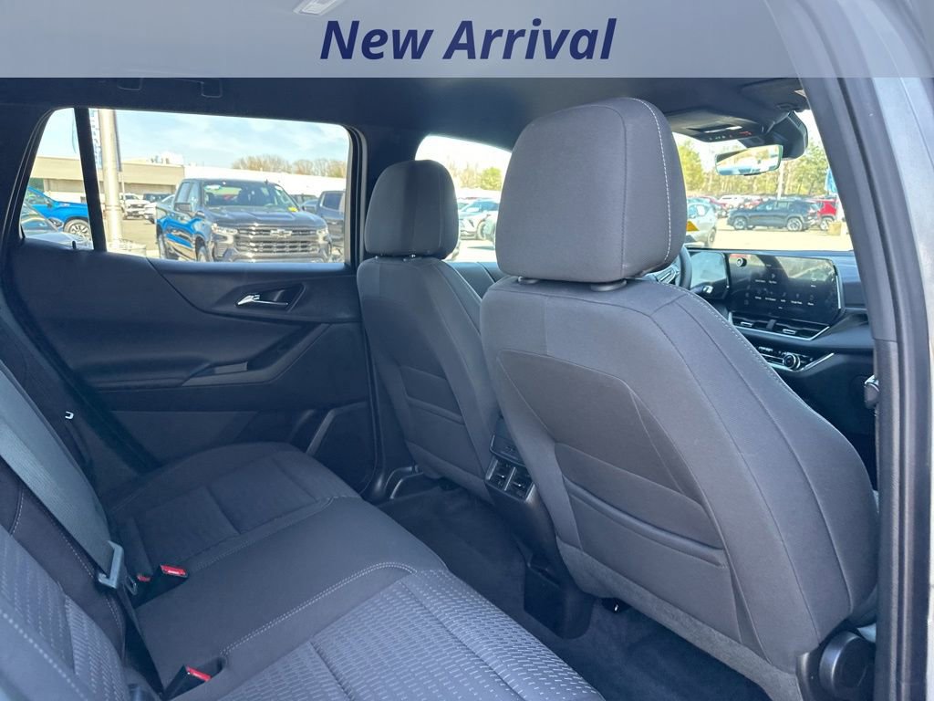 Used 2025 Chevrolet Equinox LT image 6