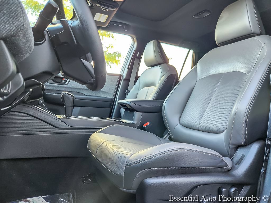 Certified 2026 Subaru Outback Limited AWD/4WD image 7
