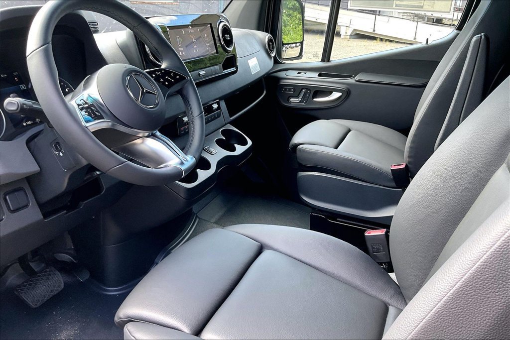 New 2026 Mercedes-Benz Sprinter 2500 image 7