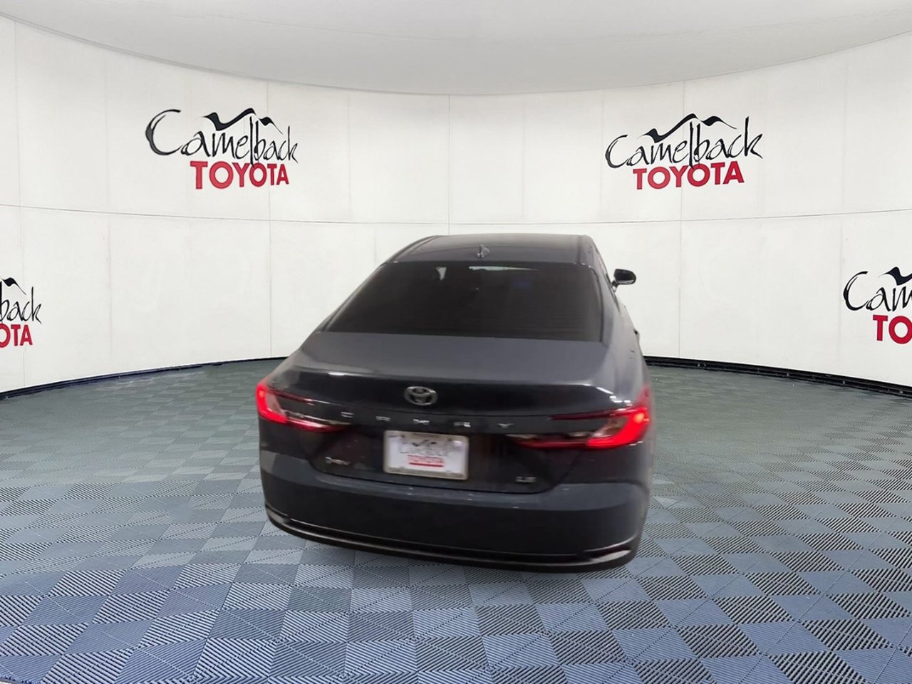 Used 2025 Toyota Camry LE FWD image 9