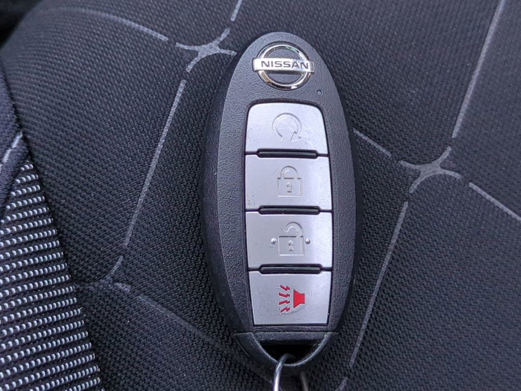 Certified 2019 Nissan Kicks SV image 24