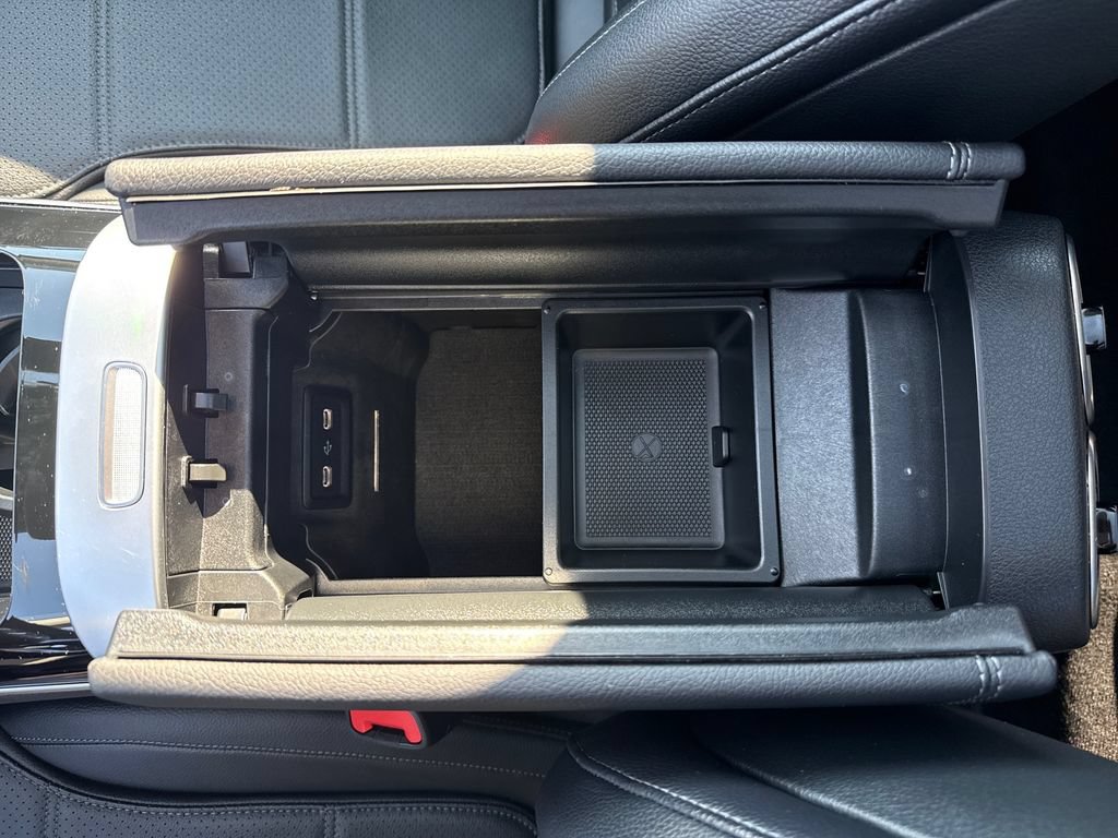 Used 2024 Mercedes-Benz GLC 300 4MATIC image 28