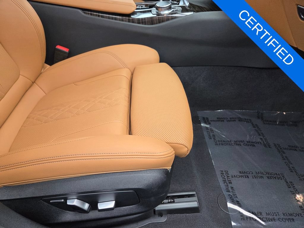 Used 2023 BMW 540i w/ Premium Package RWD image 19