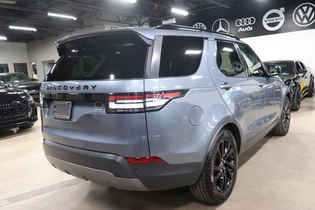 Used 2019 Land Rover Discovery SE image 5