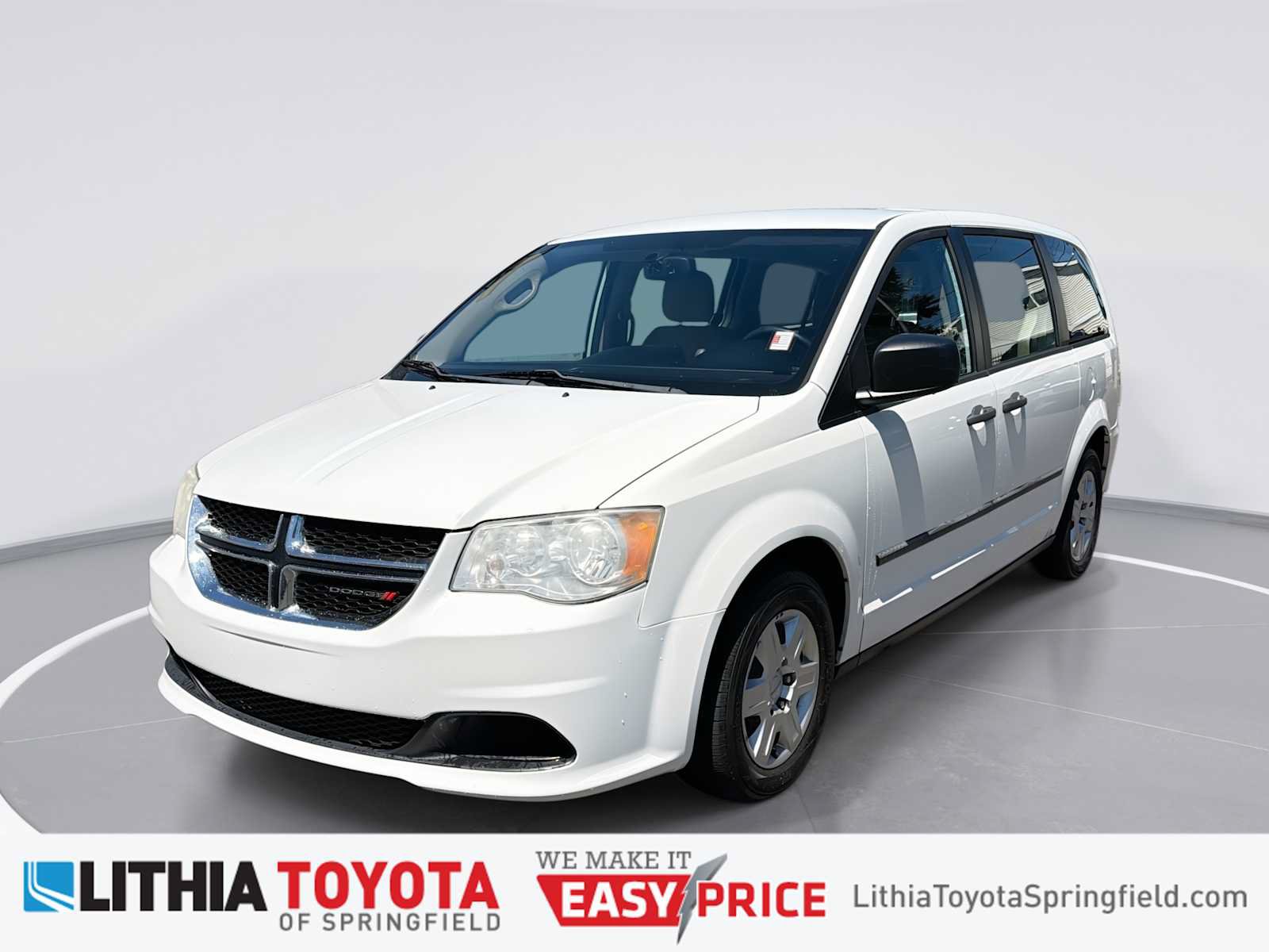 Used 2013 Dodge Grand Caravan American Value Package w/ UConnect Hands-Free Group FWD image 1