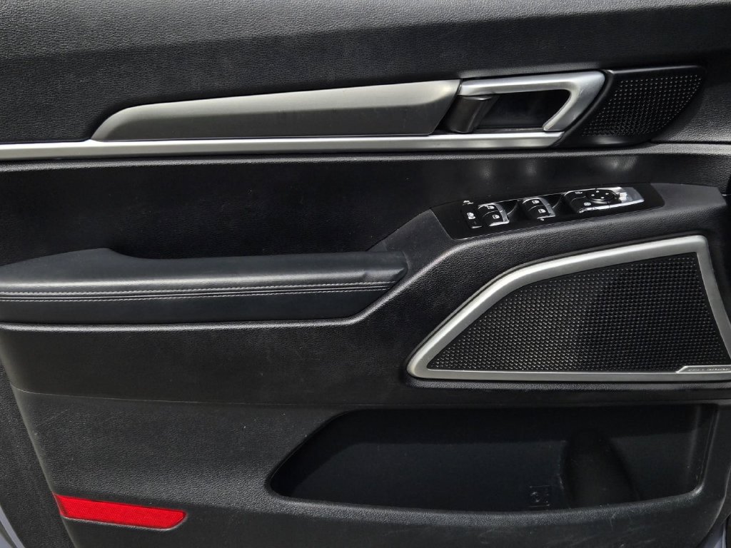 Used 2020 Kia Telluride S FWD image 18