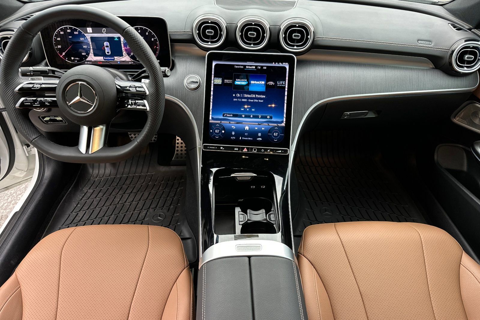 Used 2025 Mercedes-Benz CLE 300 4MATIC Coupe image 9