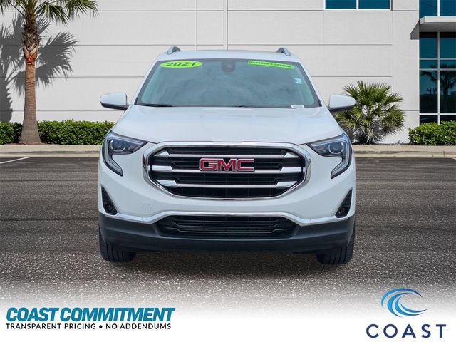 Used 2021 GMC Terrain SLT w/ Infotainment Package II FWD image 2