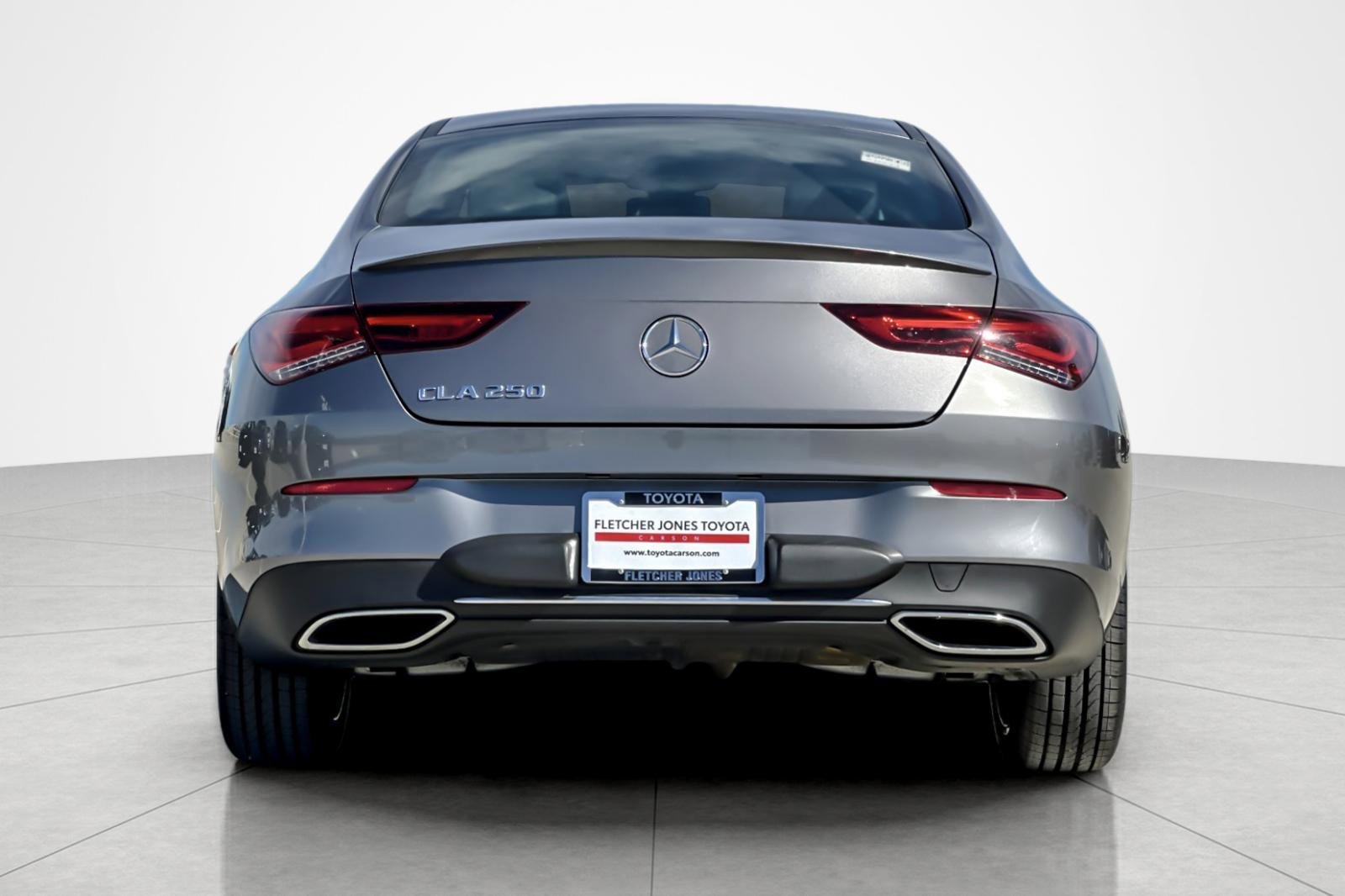 Used 2023 Mercedes-Benz CLA 250 w/ Premium Package image 4