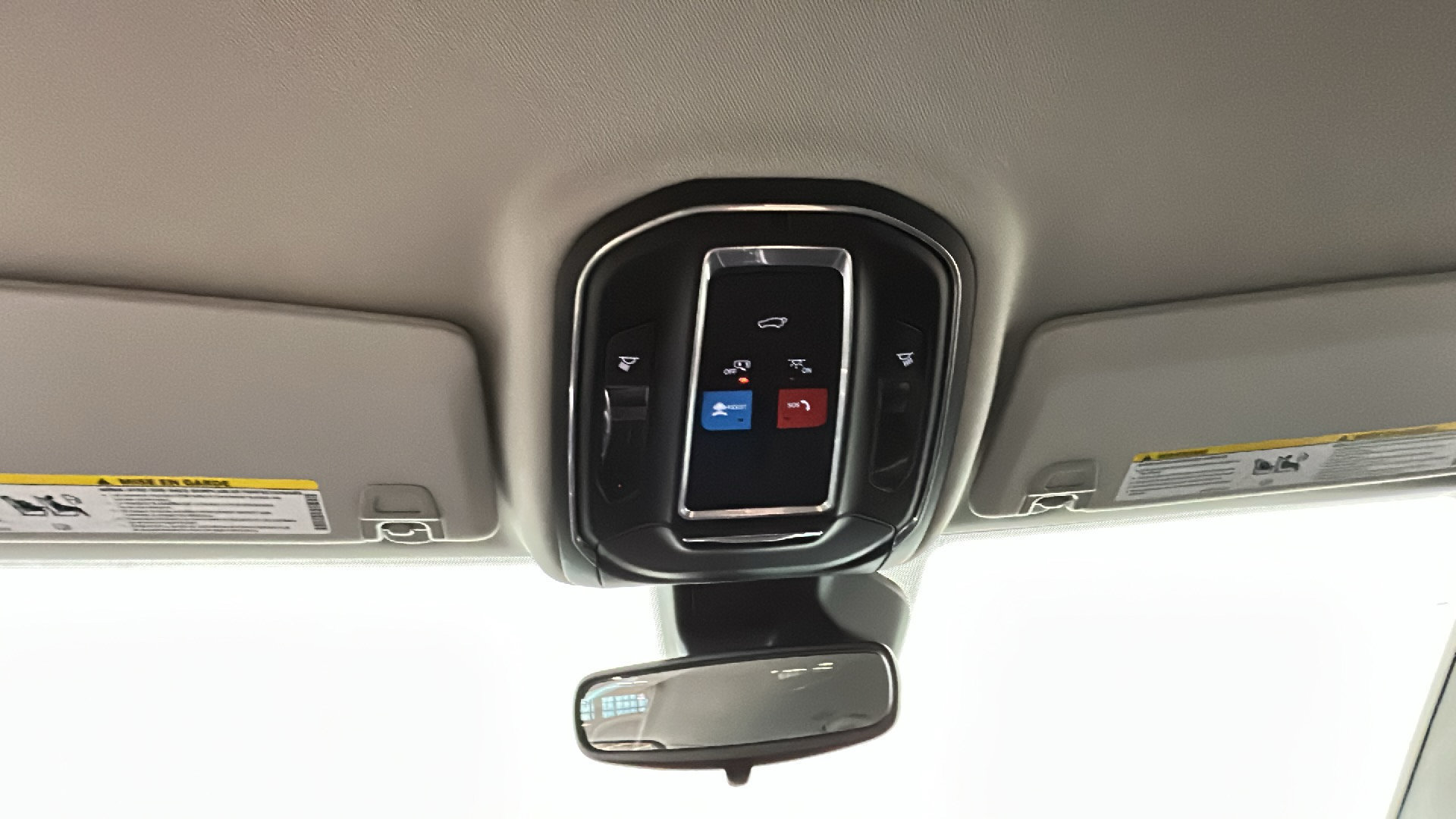 Used 2023 Jeep Grand Cherokee Laredo w/ Luxury Tech Group I AWD/4WD image 31