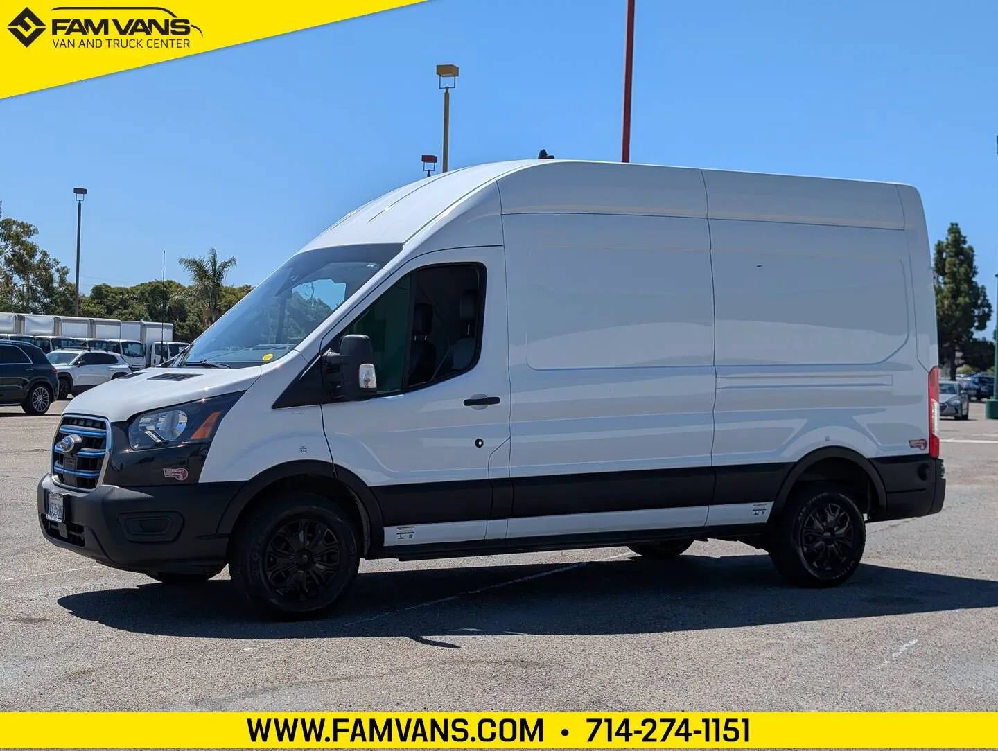 Used 2022 Ford E-Transit 148 High Roof w/ Load Area Protection Package RWD image 5