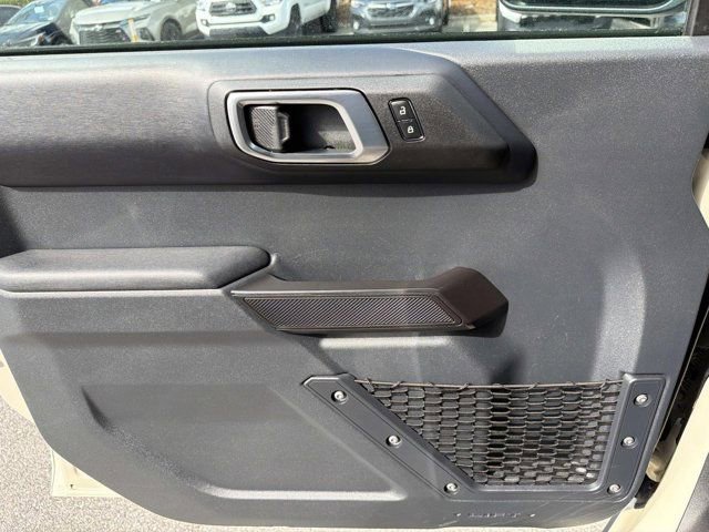 Used 2025 Ford Bronco Badlands w/ Sasquatch Package image 7