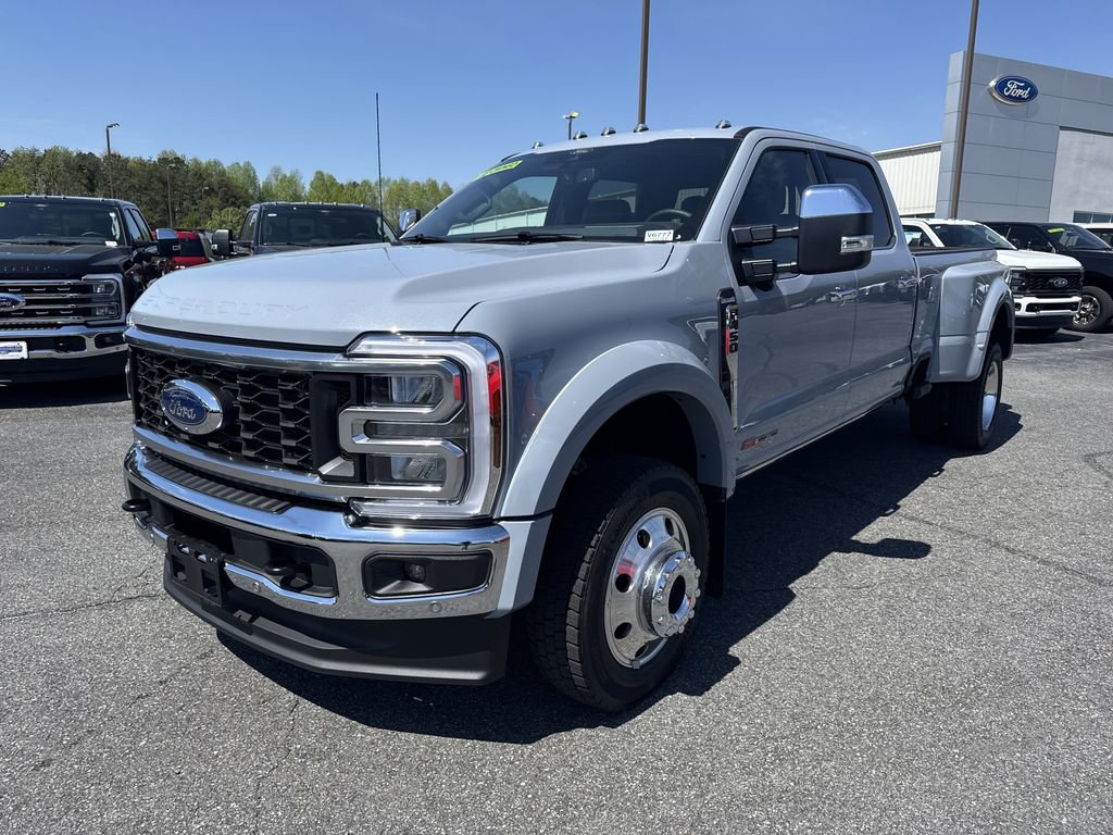 Used 2026 Ford F450 King Ranch w/ Chrome Package image 3