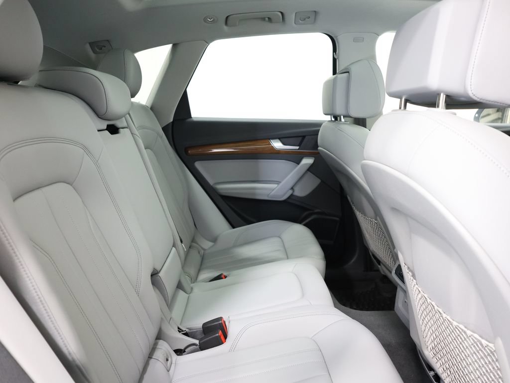 Used 2022 Audi Q5 2.0T Premium Plus AWD/4WD image 24