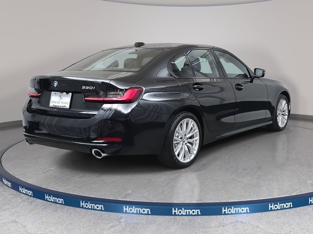 Used 2023 BMW 330i xDrive Sedan w/ Driving Assistance Package image 6