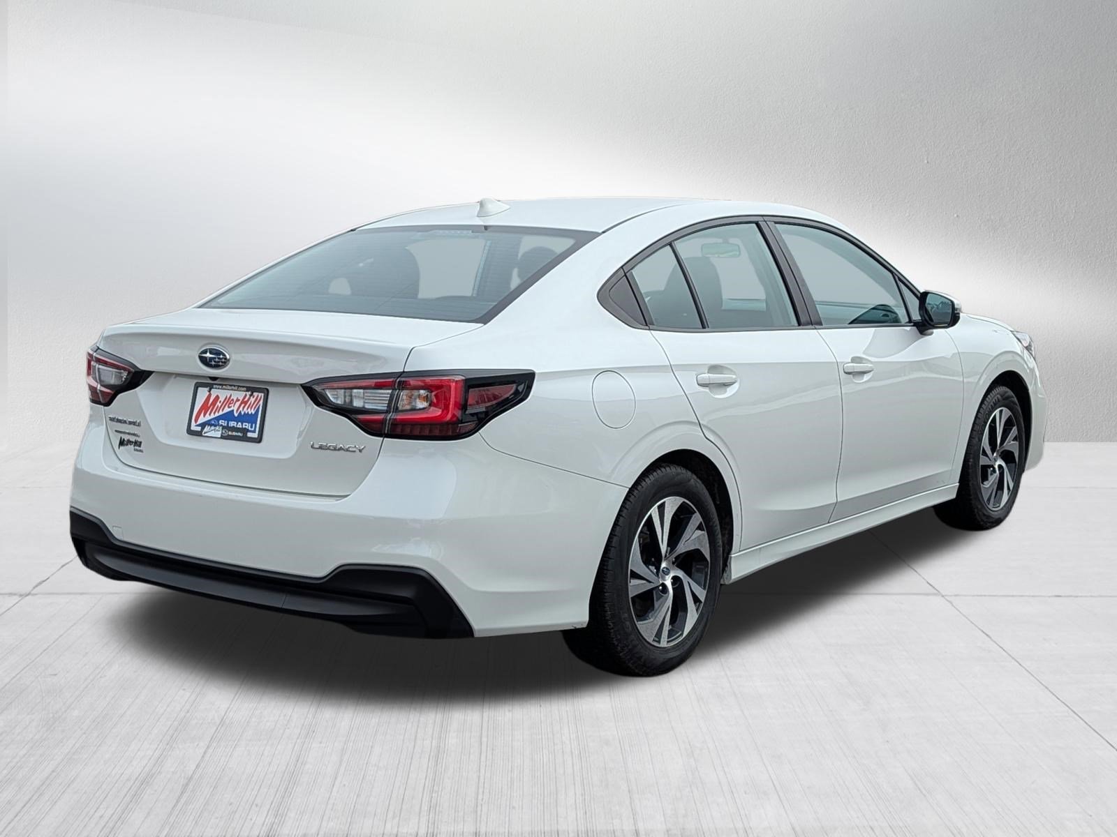 Used 2025 Subaru Legacy Premium image 7