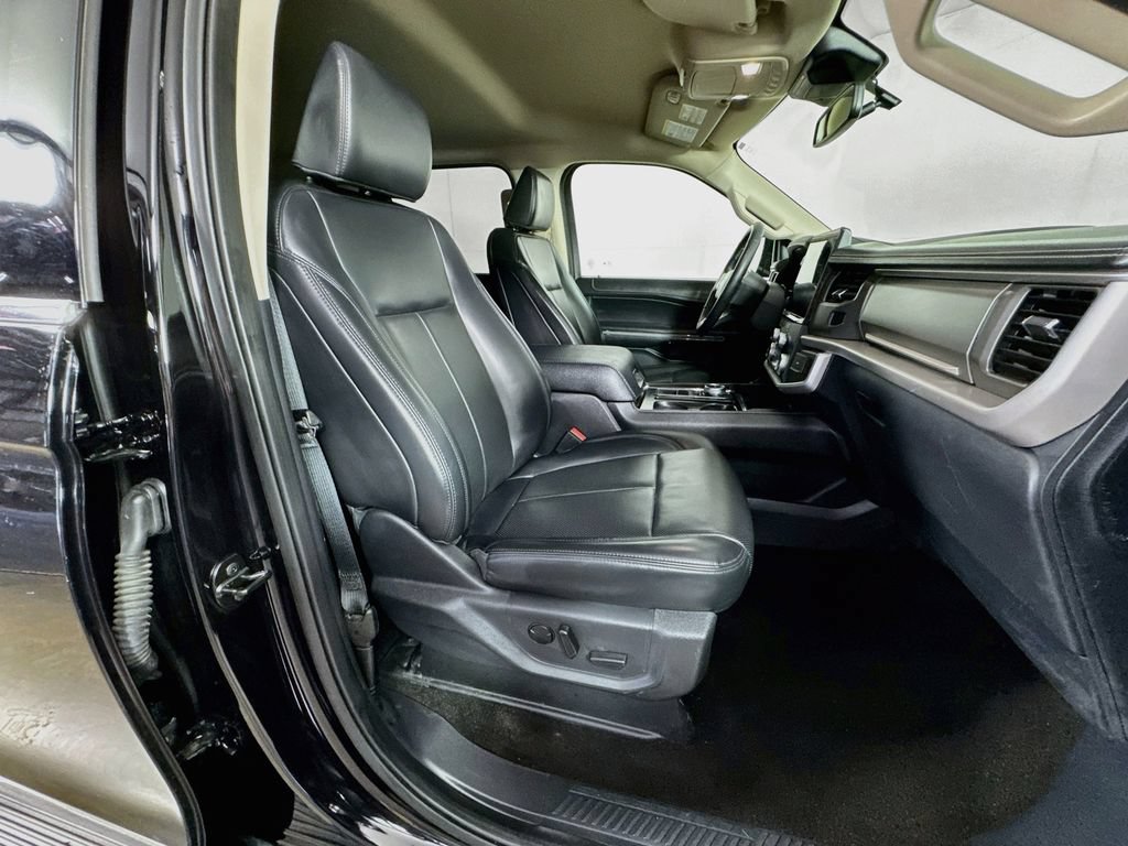 Used 2022 Ford Expedition XLT RWD image 36