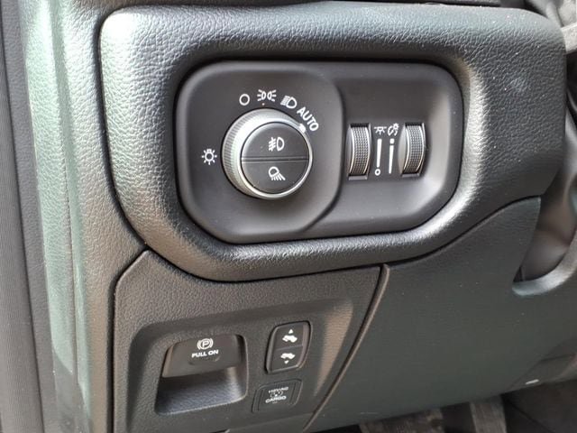 New 2026 RAM 1500 Big Horn AWD/4WD image 18