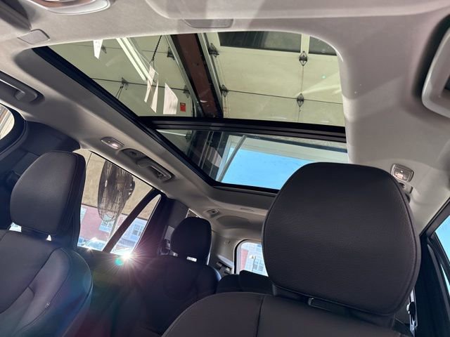 Certified 2024 Volvo XC90 T8 Plus w/ Protection Package Premier image 20