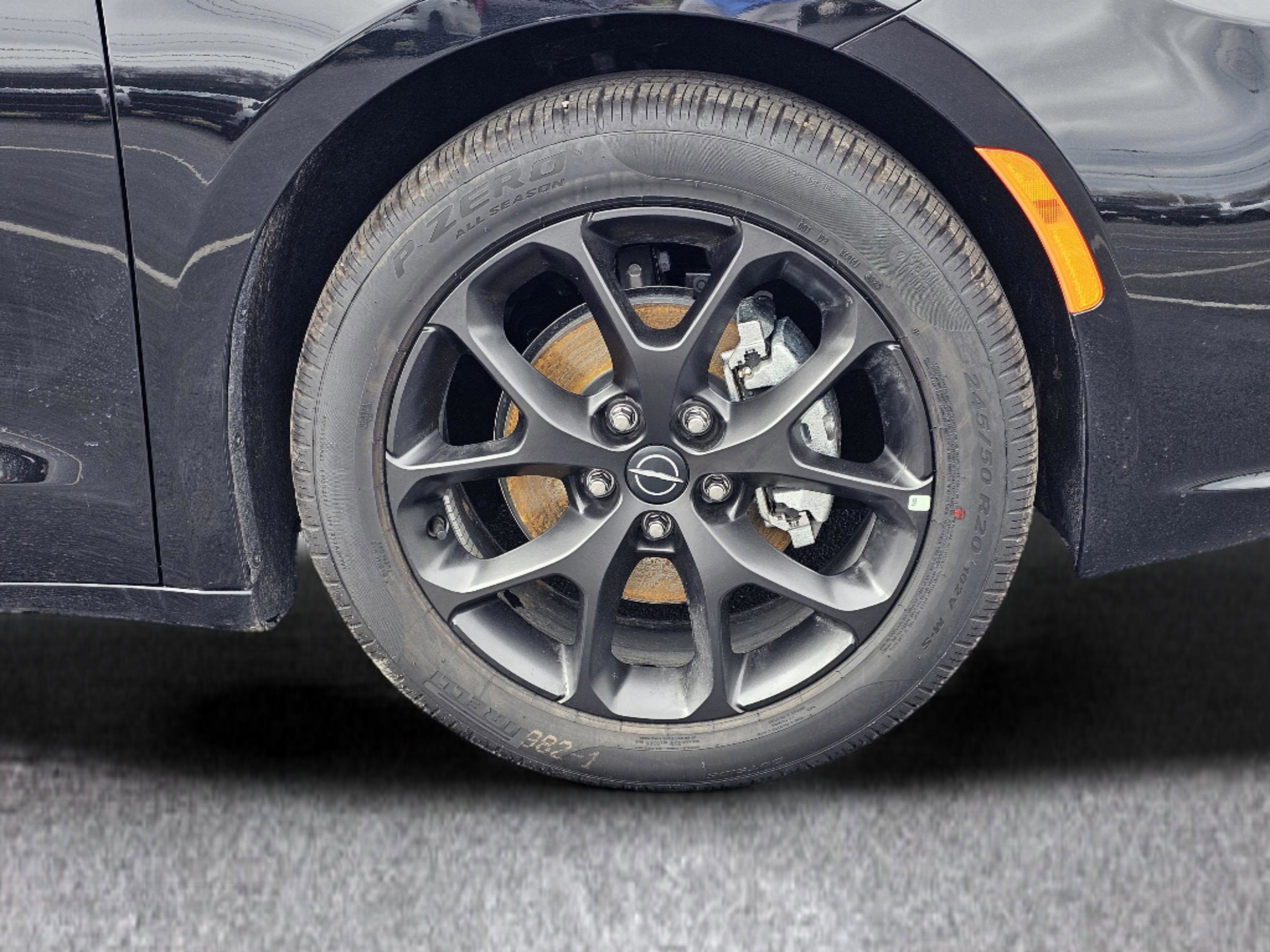 New 2026 Chrysler Pacifica Select w/ S Appearance Package image 6